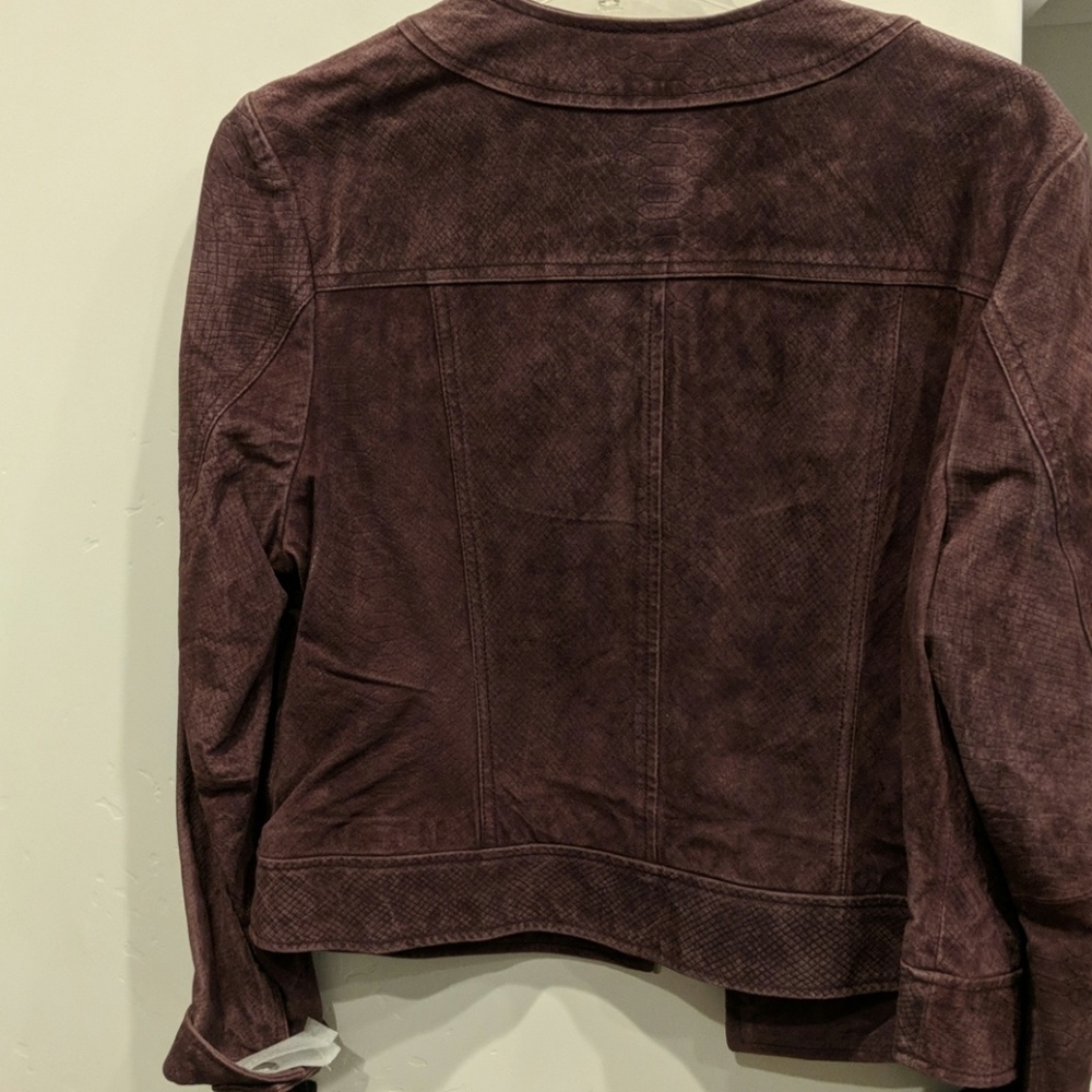 Leather jacket - Picture 2 of 4